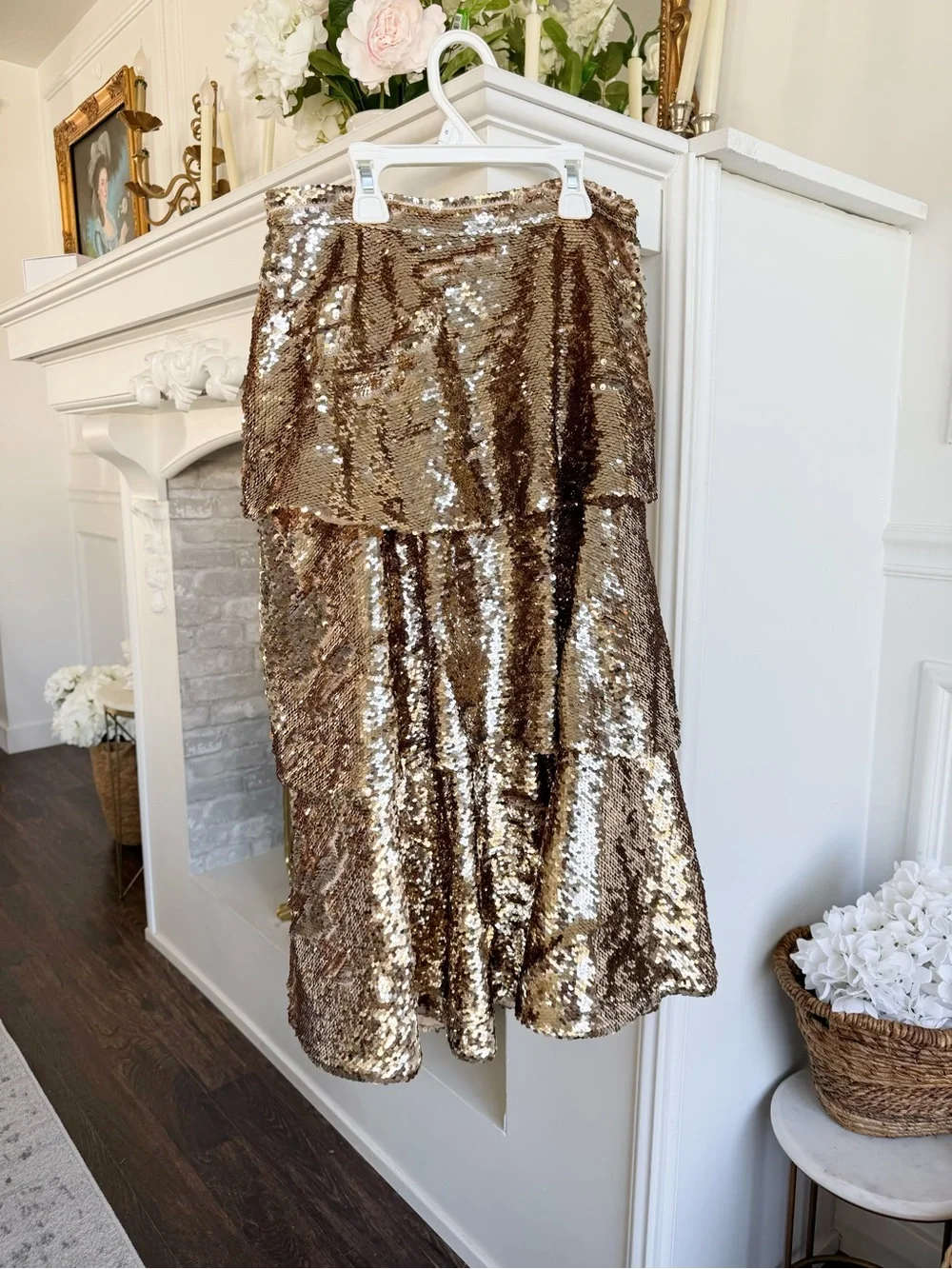 Rachel Parcell gold sequin tiered skirt - Picture 2 of 3